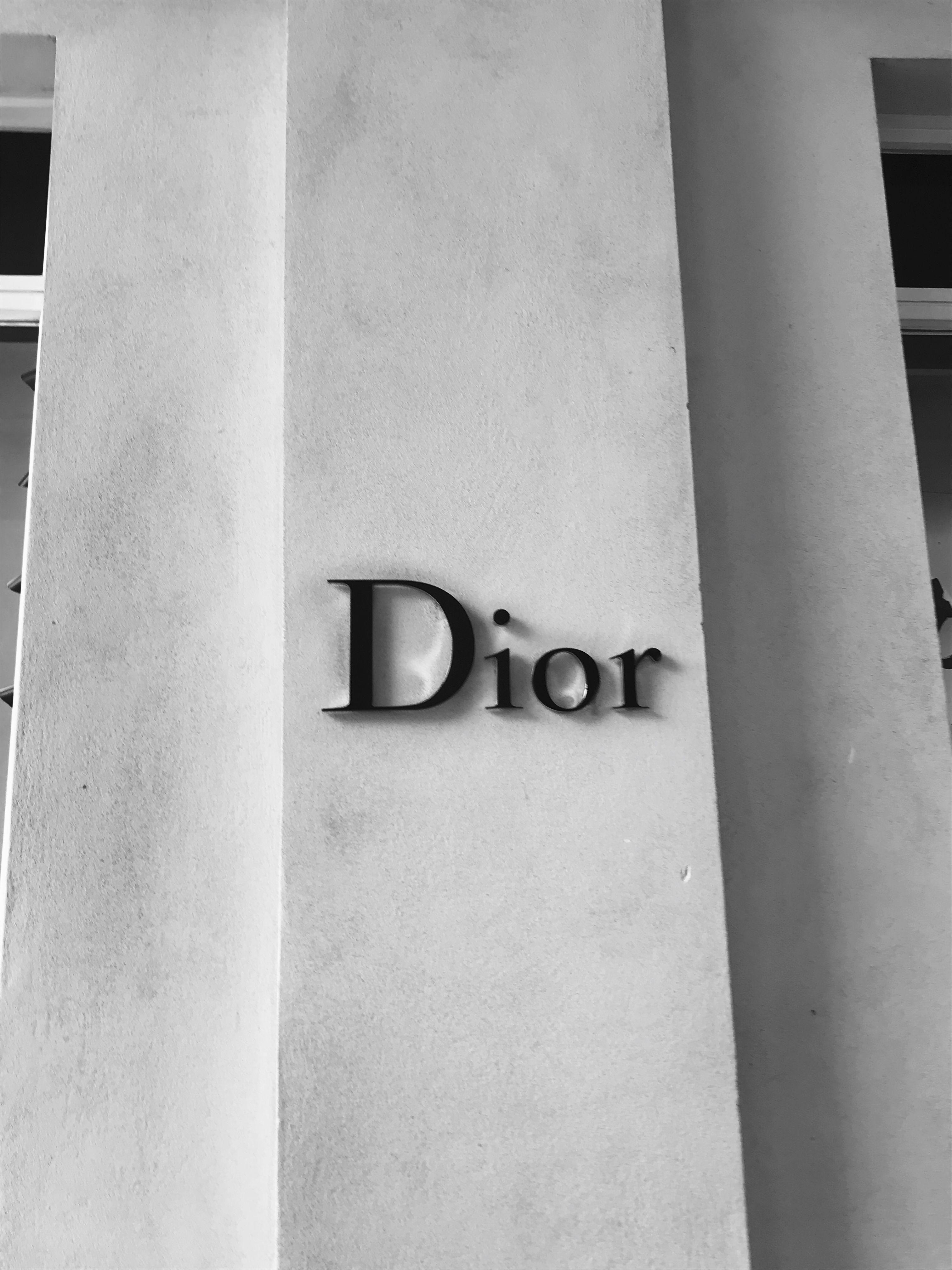3024 x 4032 · jpeg - Dior store Paris | Black and white picture wall, Black and white ...