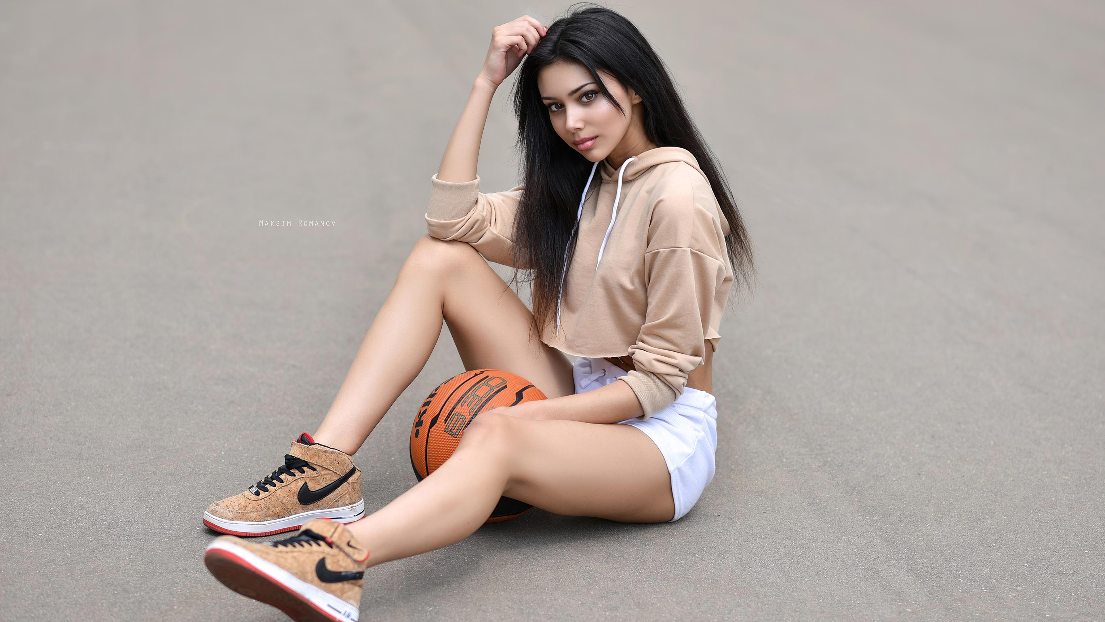 3840 x 2160 · jpeg - Girl With Basketball In Court 4k, HD Girls, 4k Wallpapers, Images ...