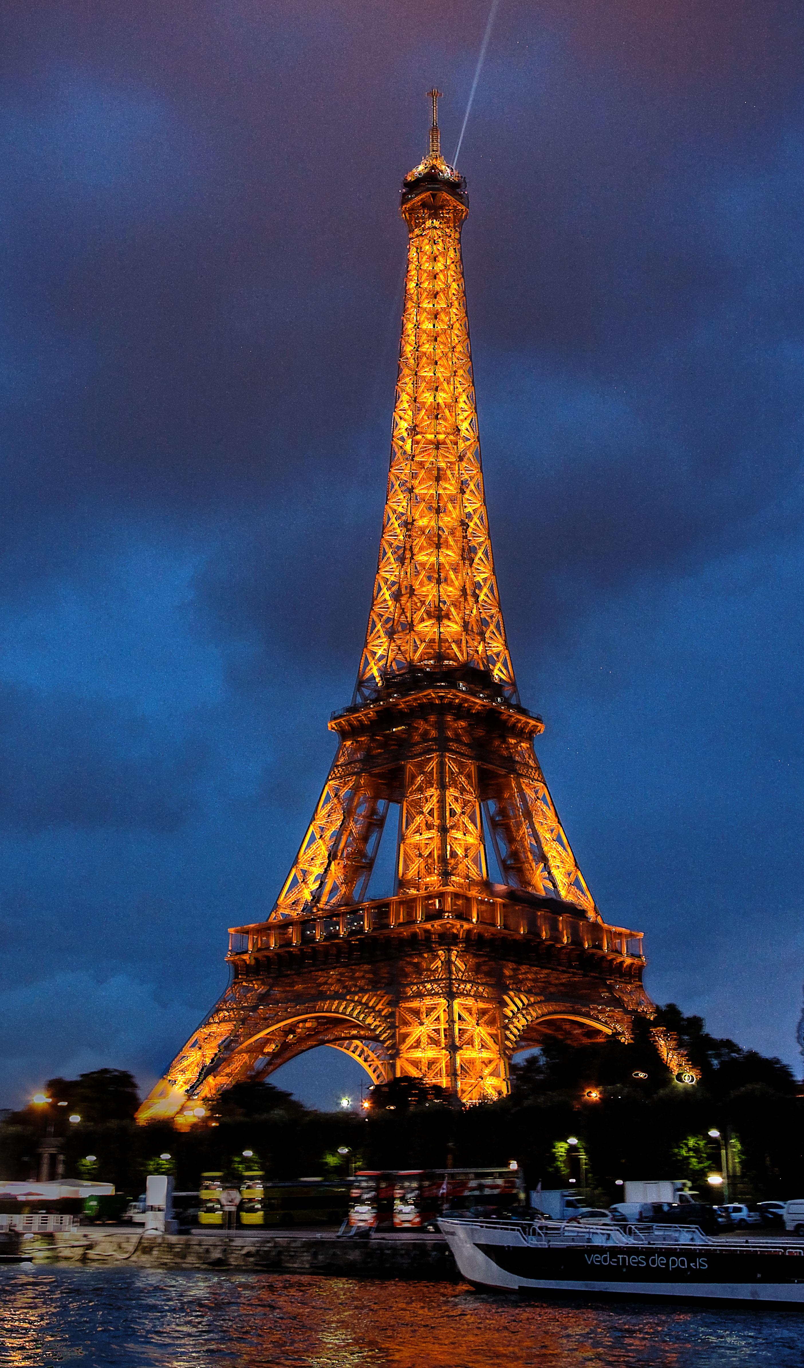 2808 x 4774 · jpeg - Must Visit The Breathtaking Eiffel Tower