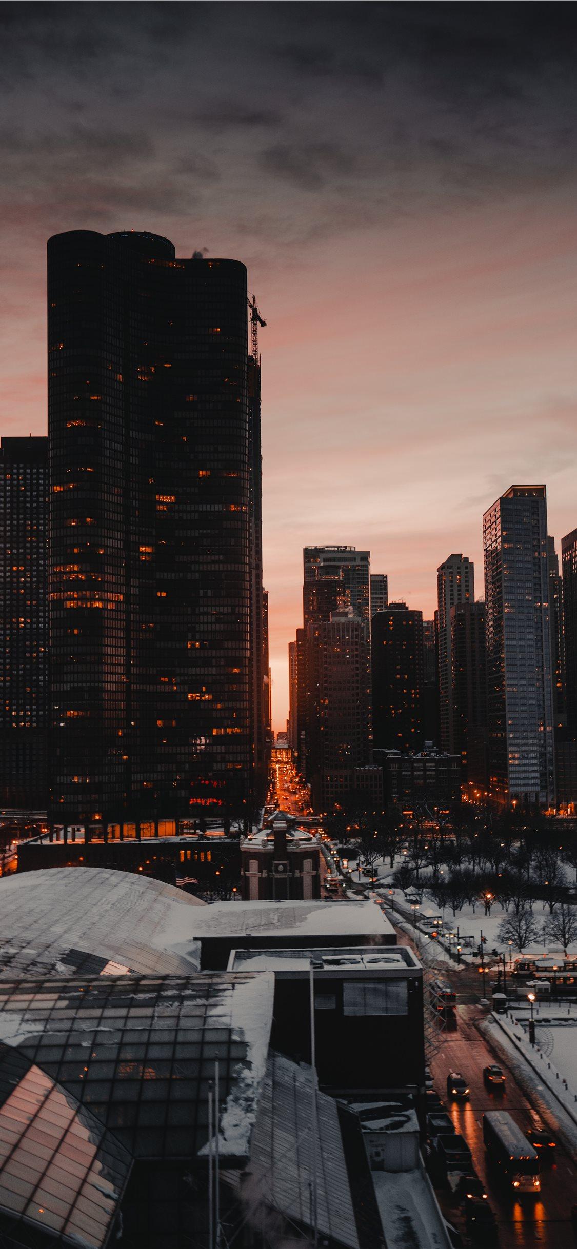 1125 x 2436 · jpeg - Chicago USA iPhone X Wallpapers Free Download